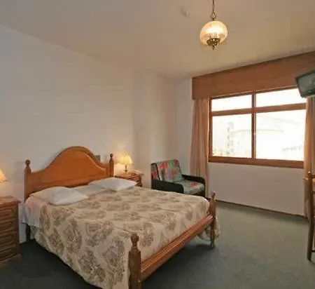 Xallas 2* Santa Comba