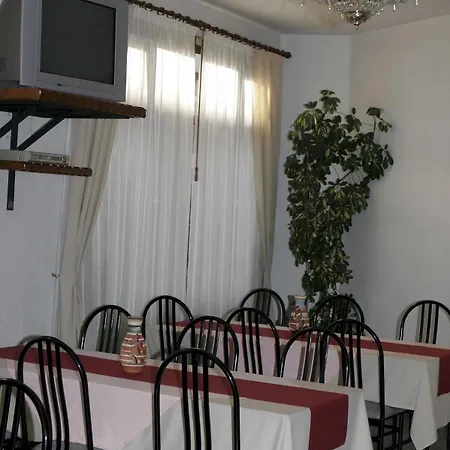 Ξενοδοχείο Xallas 2*