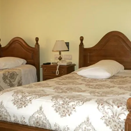 Xallas 2* Santa Comba