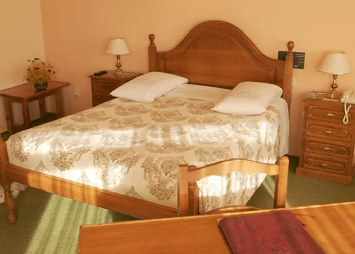 Отель Xallas 2*