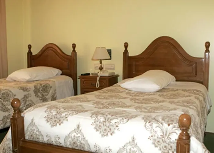 Xallas 2* Santa Comba